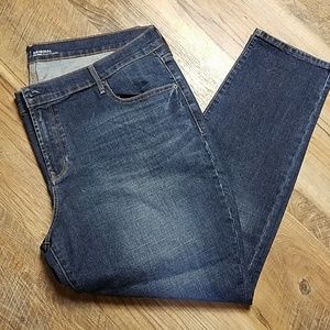 NWOT Old Navy Jean's Sz 18 short